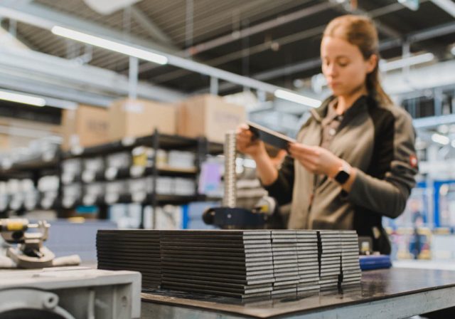 Cette photo montre le milieu de l'industrie.